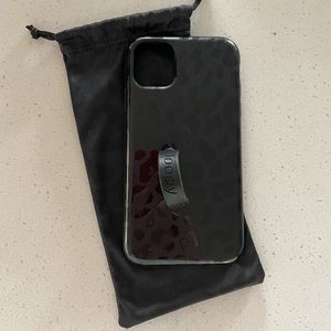 Midnight Leopard Loopy Case